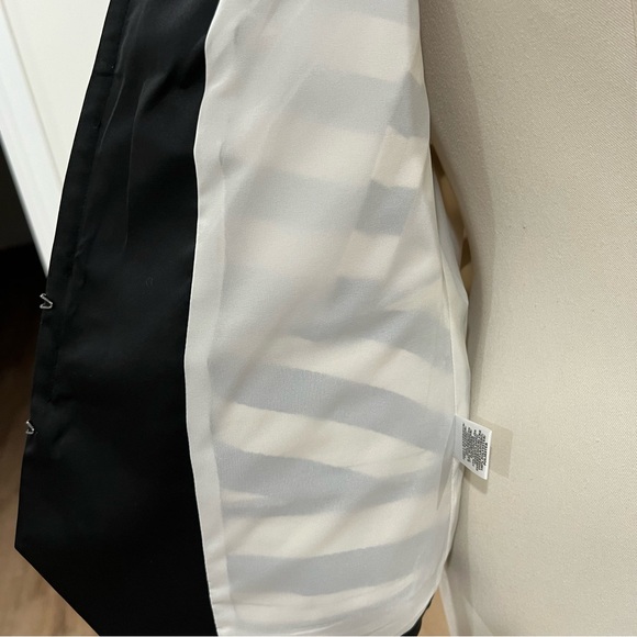 Ann Taylor black cream striped preppy office cropped blazer  Size 8 - Picture 9 of 11